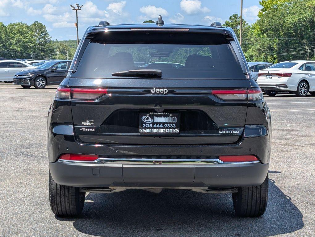 used 2025 Jeep Grand Cherokee car, priced at $33,294