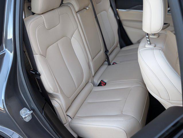 used 2024 Jeep Grand Cherokee car, priced at $32,994