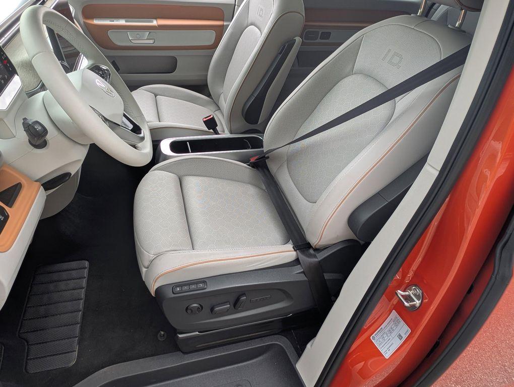 used 2025 Volkswagen ID. Buzz car, priced at $50,294