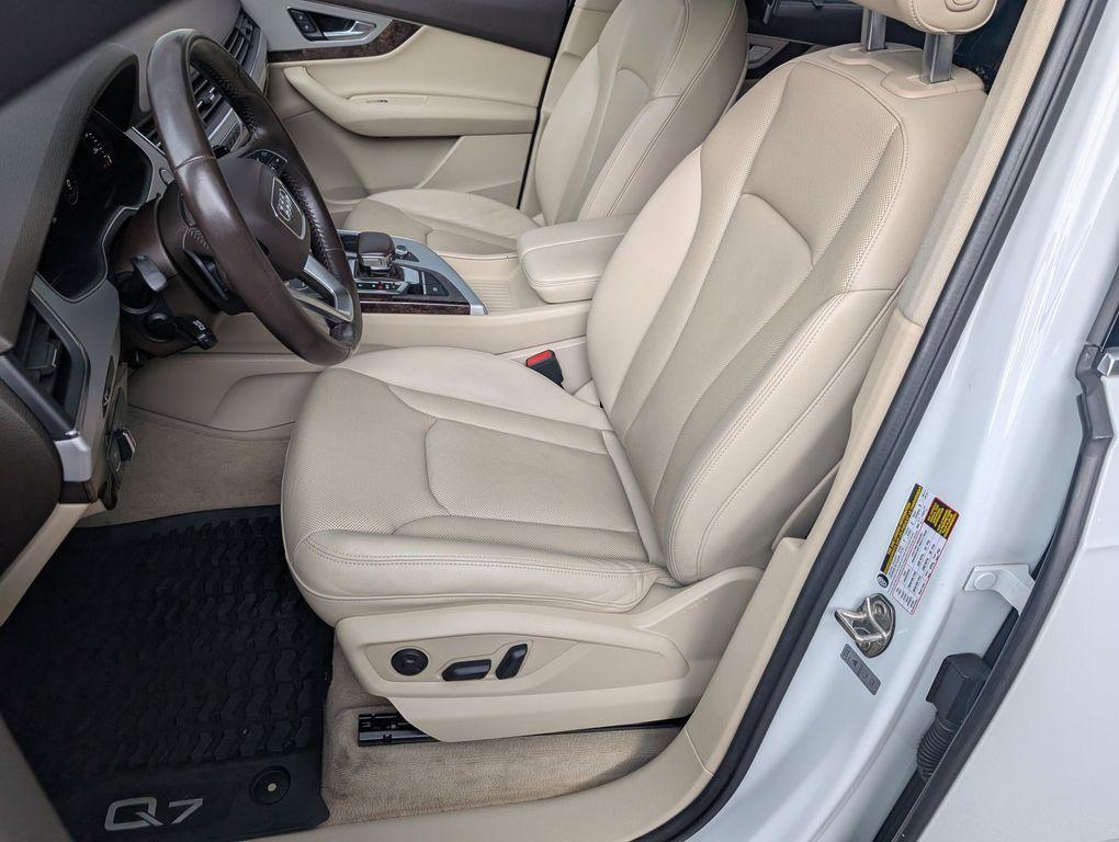 used 2019 Audi Q7 car, priced at $17,289