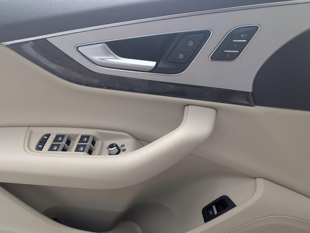 used 2019 Audi Q7 car, priced at $17,289