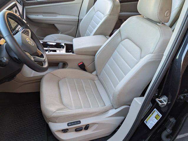 used 2024 Volkswagen Atlas car, priced at $32,998