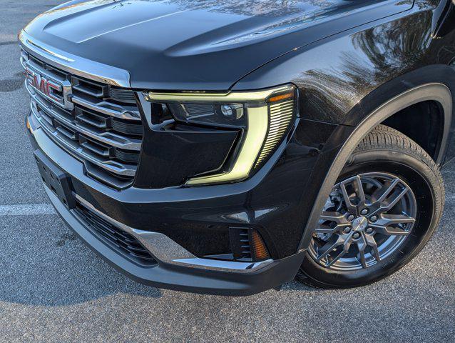 used 2025 GMC Acadia car, priced at $29,495
