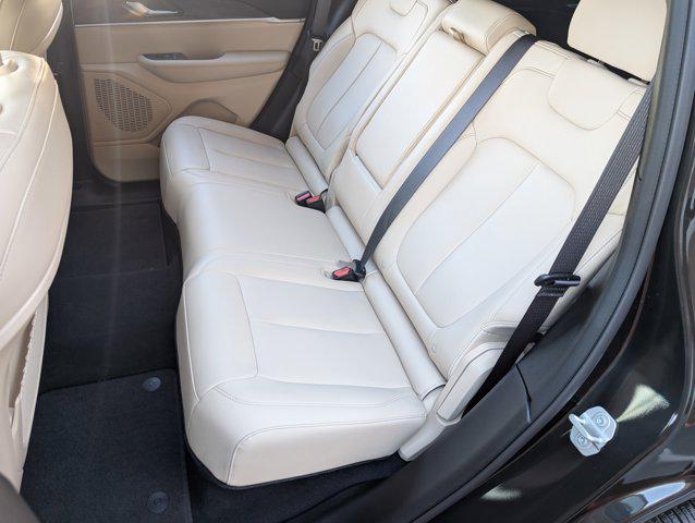 used 2024 Jeep Grand Cherokee car, priced at $36,995