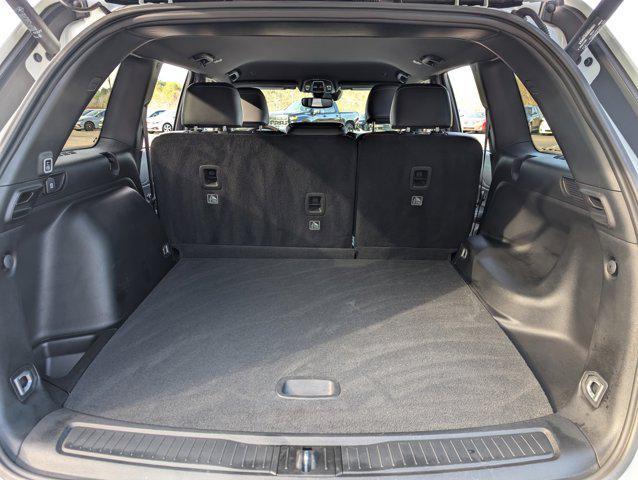 used 2024 Jeep Grand Cherokee car, priced at $31,995