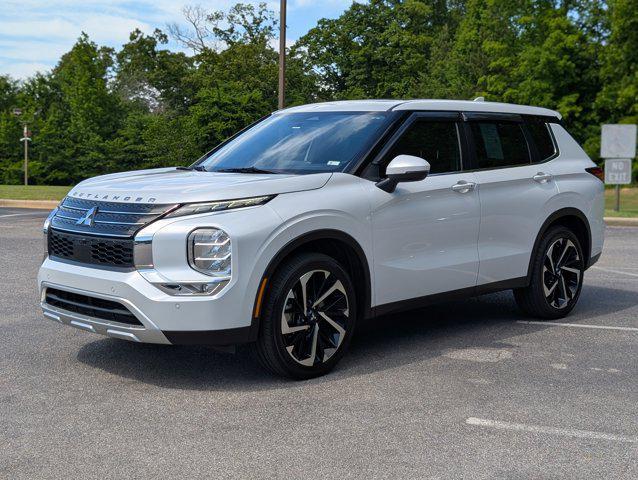 used 2023 Mitsubishi Outlander car, priced at $23,994