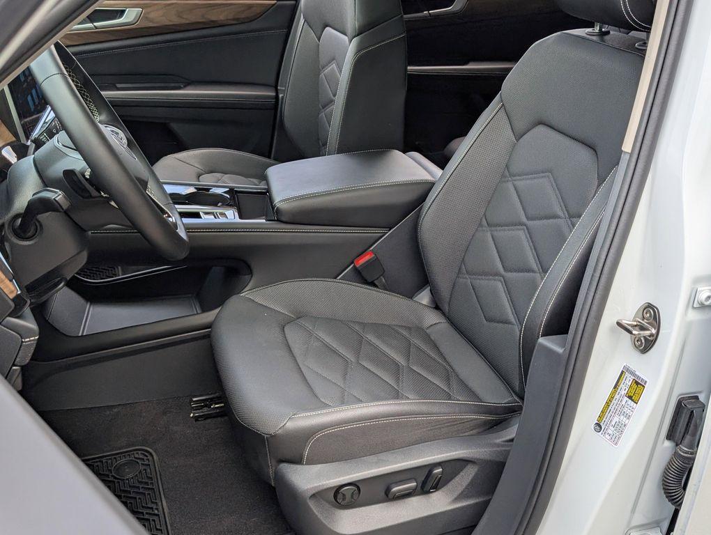 used 2026 Volkswagen Atlas car, priced at $36,293