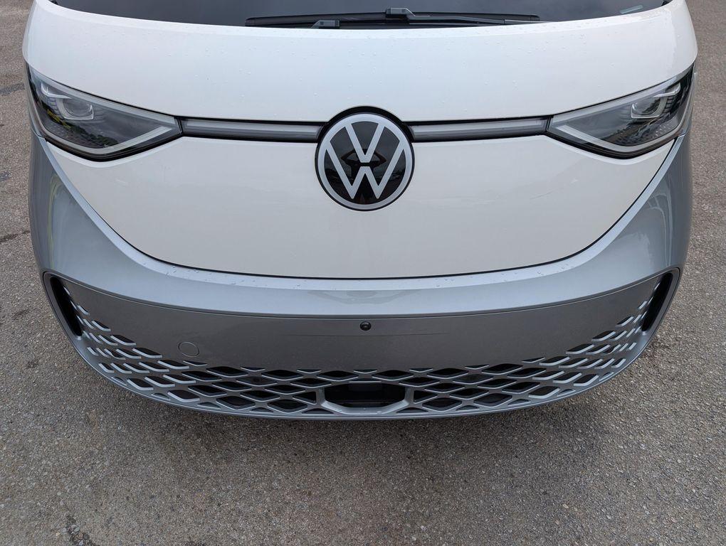 used 2025 Volkswagen ID. Buzz car, priced at $50,294