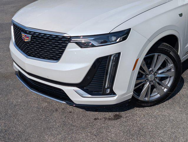 used 2025 Cadillac XT6 car, priced at $45,998