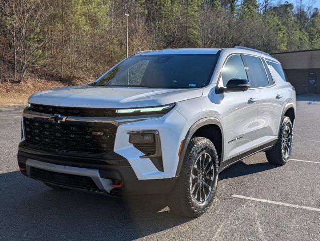 used 2025 Chevrolet Traverse car, priced at $42,995