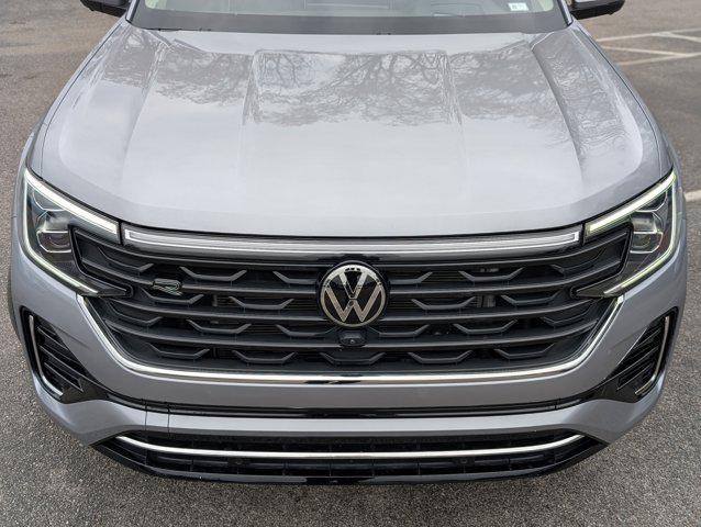 used 2024 Volkswagen Atlas car, priced at $39,994