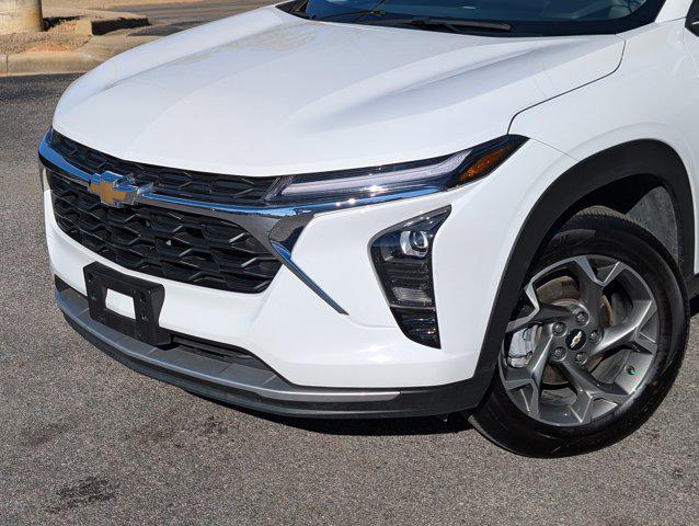 used 2025 Chevrolet Trax car, priced at $21,995