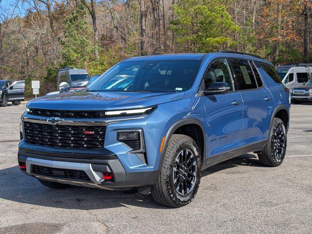 used 2025 Chevrolet Traverse car, priced at $47,995