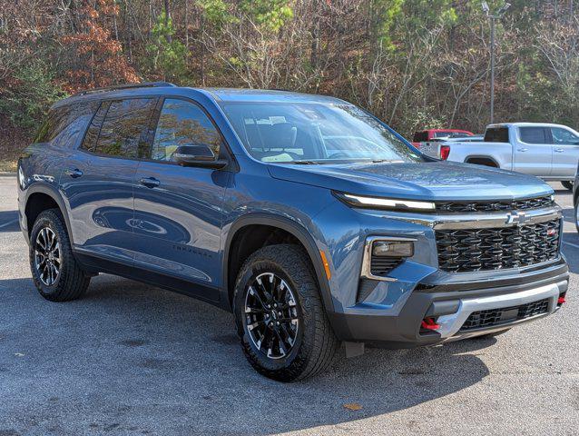 used 2025 Chevrolet Traverse car, priced at $47,995