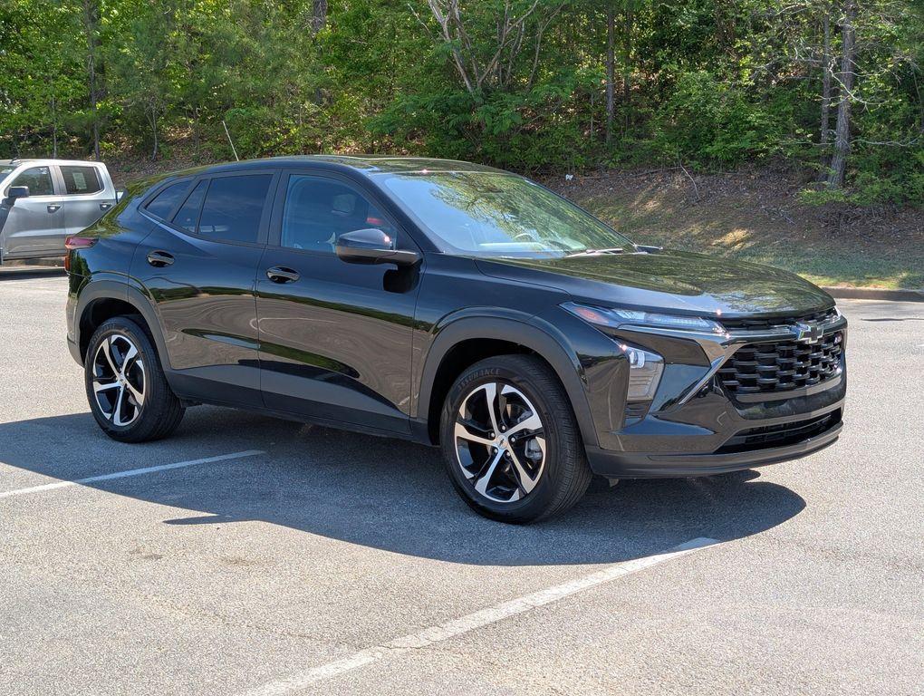 used 2024 Chevrolet Trax car, priced at $22,294