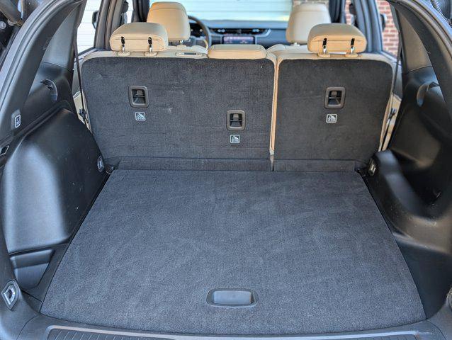 used 2024 Jeep Grand Cherokee car, priced at $31,994