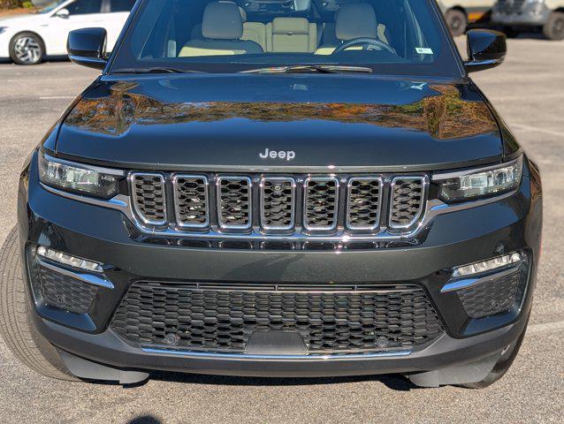 used 2024 Jeep Grand Cherokee car, priced at $31,994