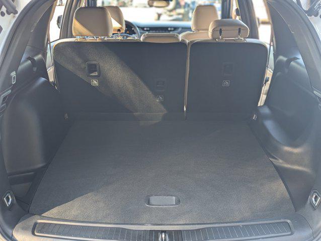 used 2024 Jeep Grand Cherokee car, priced at $36,995