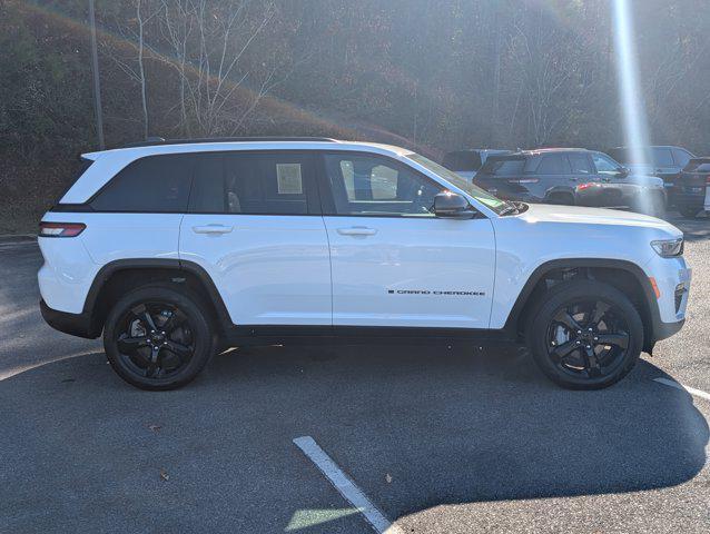 used 2024 Jeep Grand Cherokee car, priced at $36,995