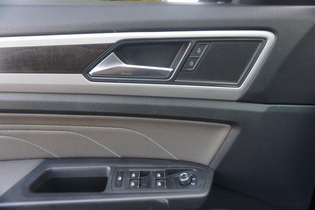 used 2023 Volkswagen Atlas car, priced at $20,994