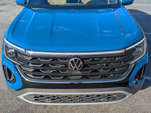 used 2025 Volkswagen Atlas Cross Sport car, priced at $31,994