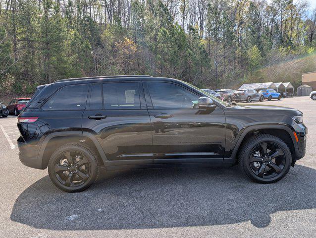 used 2023 Jeep Grand Cherokee car, priced at $30,995
