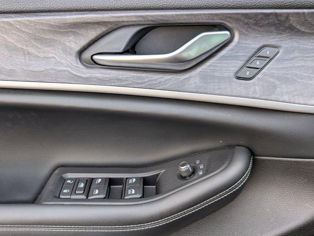used 2023 Jeep Grand Cherokee car, priced at $30,995
