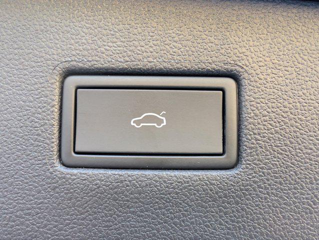 used 2024 Volkswagen Tiguan car, priced at $26,994