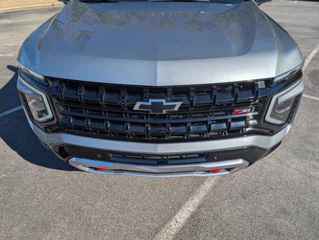 used 2025 Chevrolet Suburban car, priced at $71,995