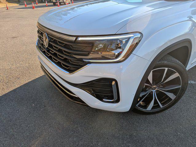 used 2024 Volkswagen Atlas car, priced at $34,998