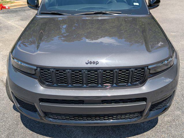 used 2024 Jeep Grand Cherokee L car, priced at $34,294