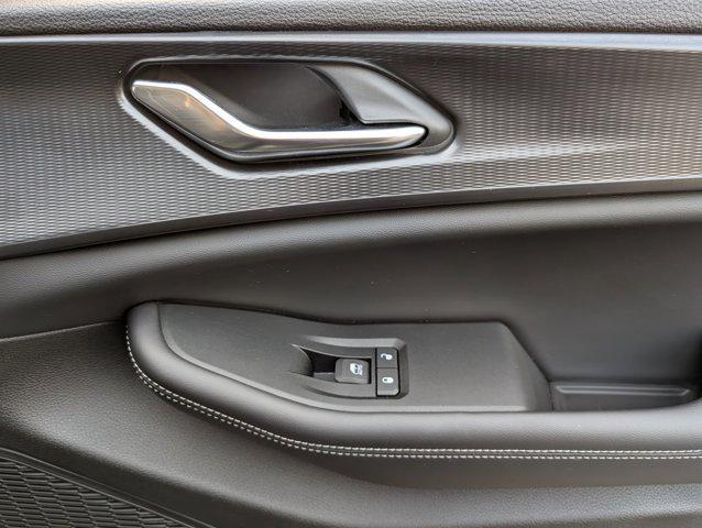 used 2024 Jeep Grand Cherokee car, priced at $31,995