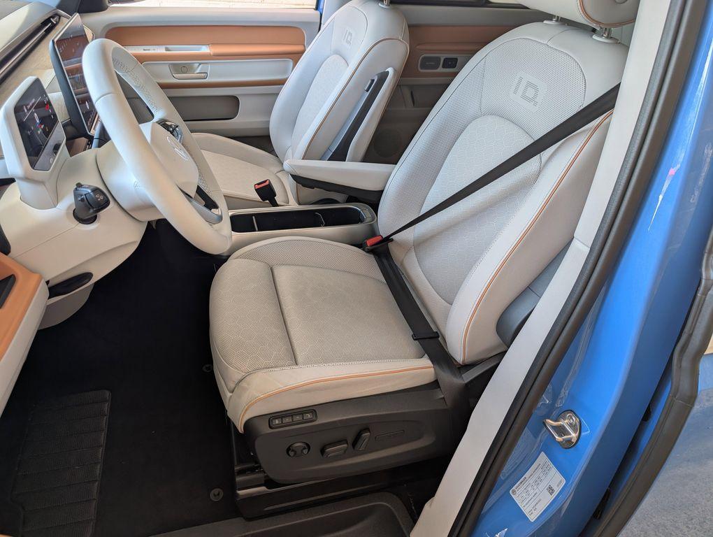 used 2025 Volkswagen ID. Buzz car, priced at $50,294