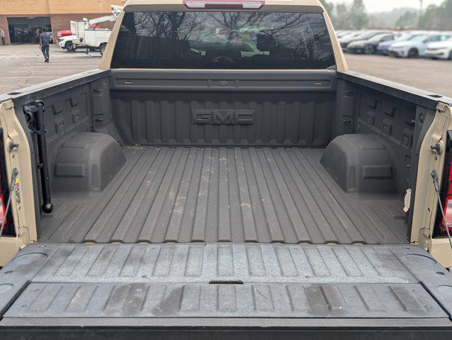 used 2022 GMC Sierra 1500 car, priced at $28,995