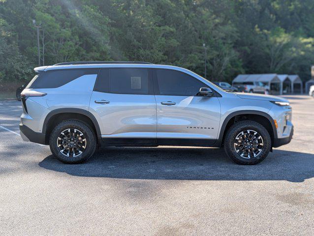 used 2024 Chevrolet Traverse car, priced at $43,995