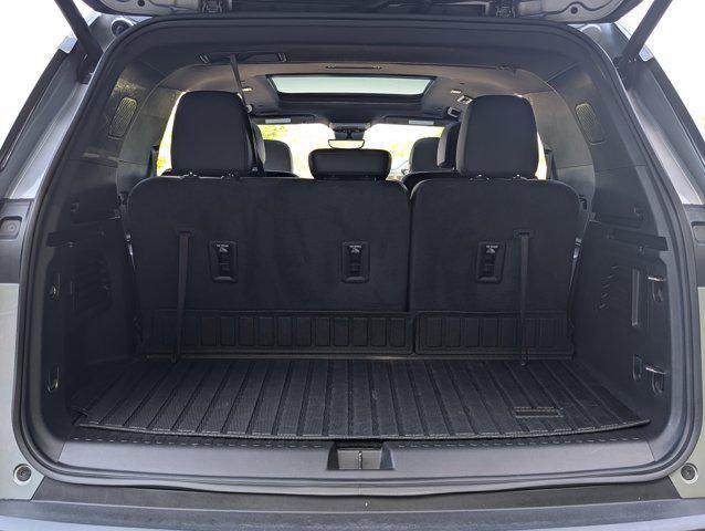 used 2024 Chevrolet Traverse car, priced at $43,995