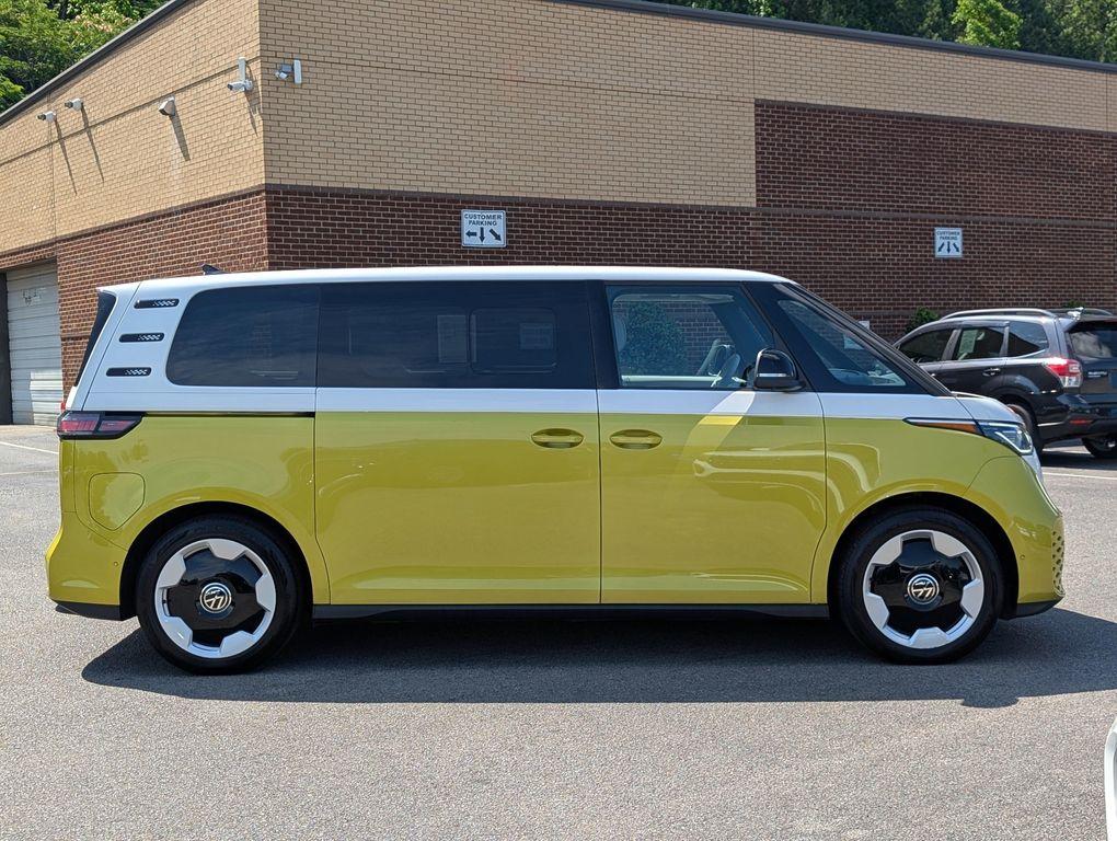 used 2025 Volkswagen ID. Buzz car, priced at $50,294
