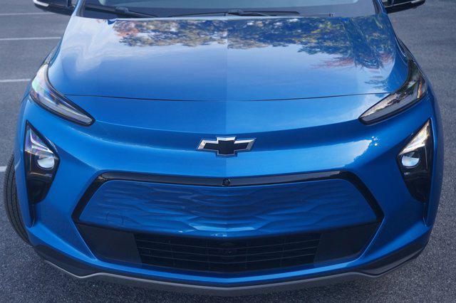 used 2022 Chevrolet Bolt EUV car, priced at $22,495