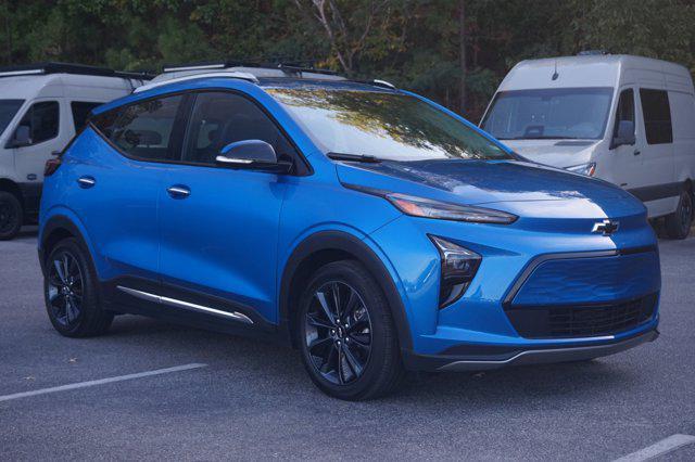used 2022 Chevrolet Bolt EUV car, priced at $22,495