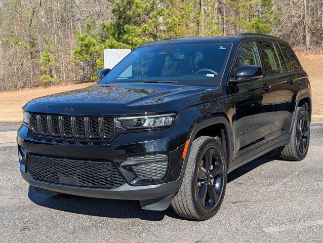 used 2023 Jeep Grand Cherokee car, priced at $32,994