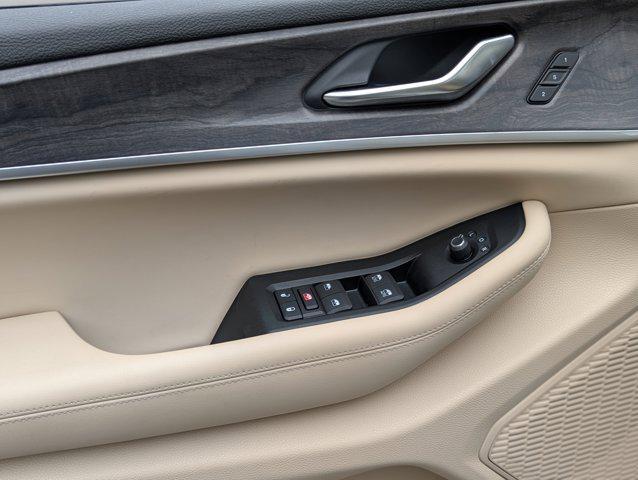 used 2025 Jeep Grand Cherokee L car, priced at $39,995