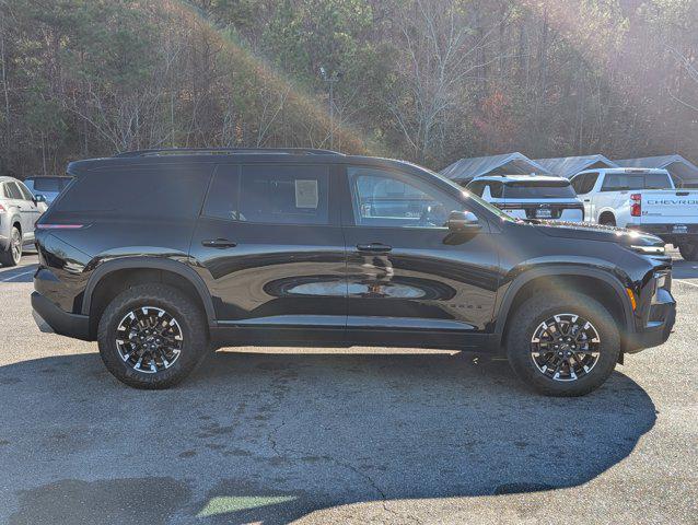 used 2025 Chevrolet Traverse car, priced at $43,995