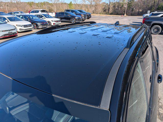 used 2025 Chevrolet Traverse car, priced at $43,995