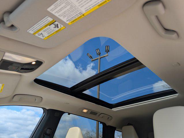 used 2025 INFINITI QX60 car, priced at $49,995