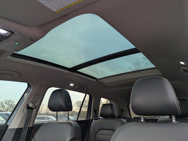 used 2024 Volkswagen Atlas car, priced at $31,998