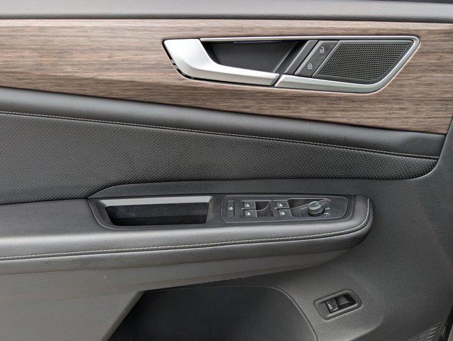 used 2024 Volkswagen Atlas car, priced at $31,998