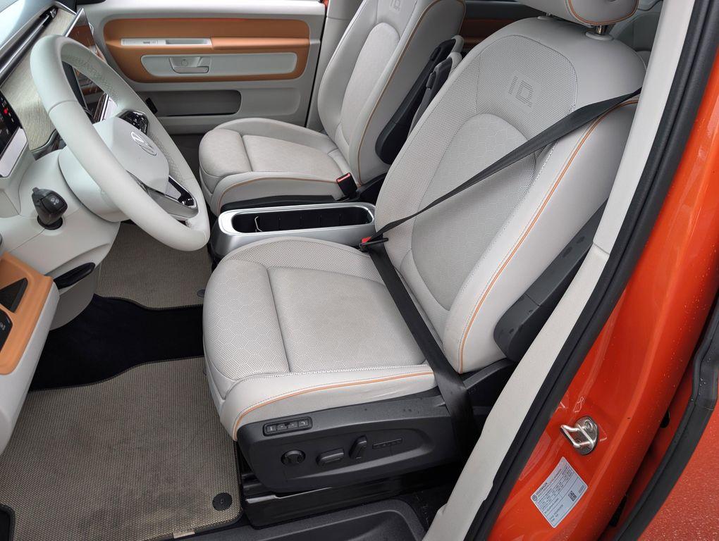 used 2025 Volkswagen ID. Buzz car, priced at $53,294