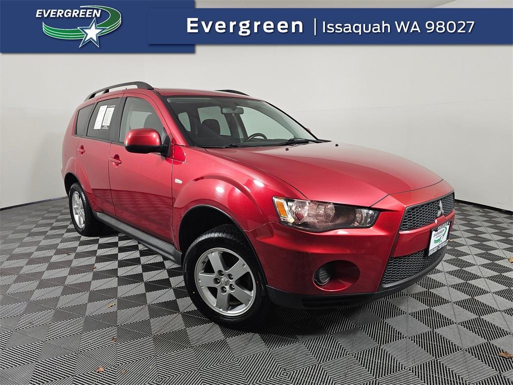 used 2010 Mitsubishi Outlander car, priced at $5,999