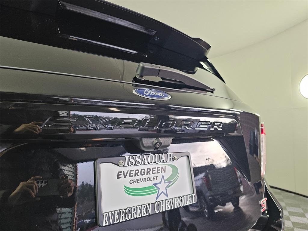 used 2022 Ford Explorer car, priced at $39,995