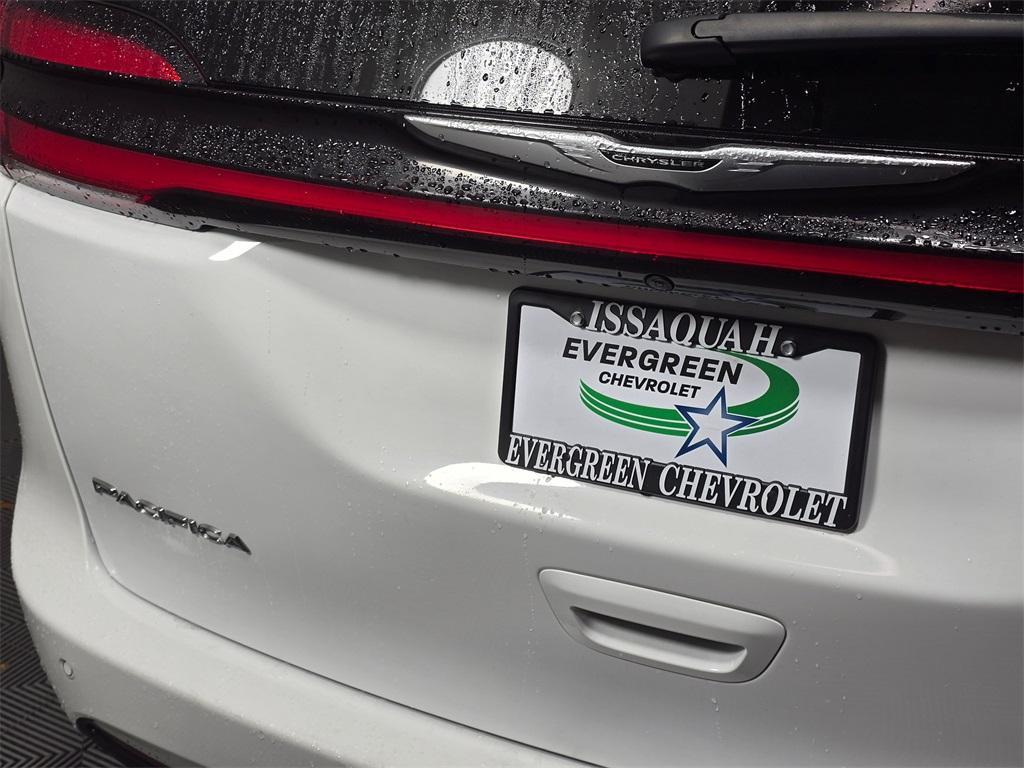 used 2024 Chrysler Pacifica car, priced at $26,550